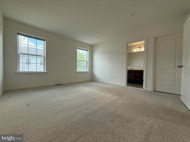 Building Photo - 12708 Longford Glen Dr