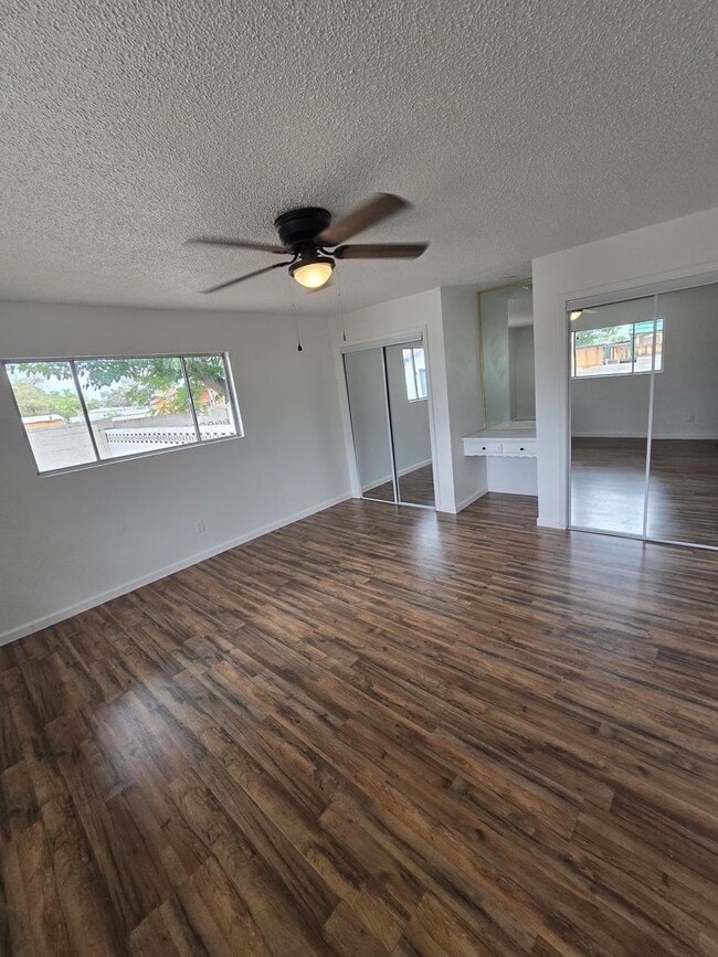 Building Photo - 2115 Perry Rd SW