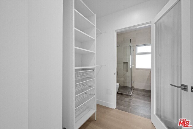 Building Photo - 1227 23rd St
