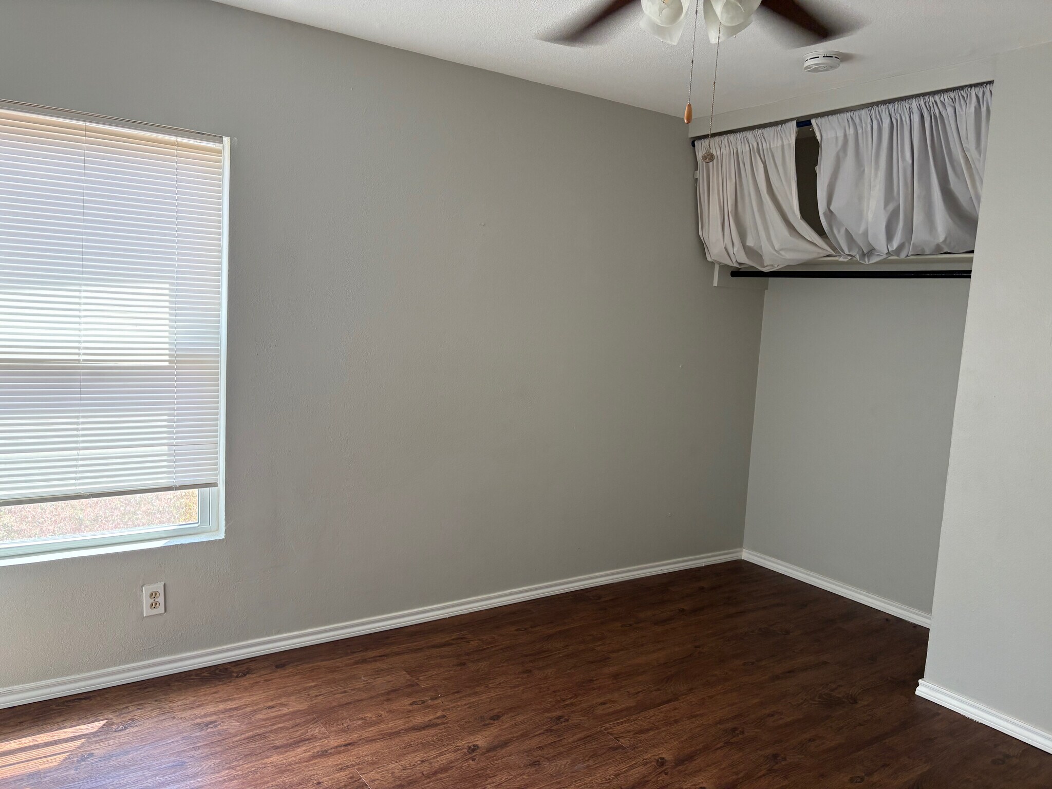 Building Photo - Room in Single Family Home on Congress Ave