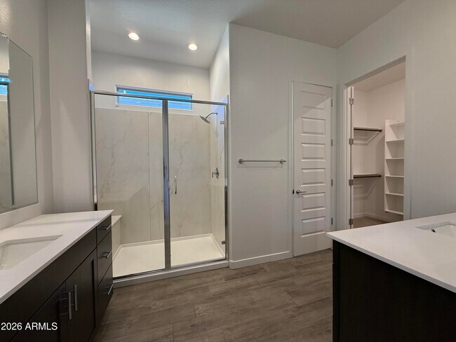 Building Photo - 2996 E Birdsong Ave