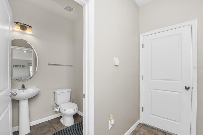 Building Photo - 3005 Slough Creek Dr