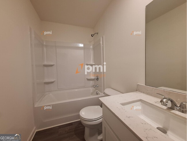 Building Photo - 182 Kinsale Dr