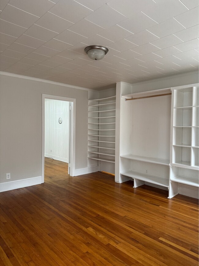 Building Photo - 506 Olive Branch Rd