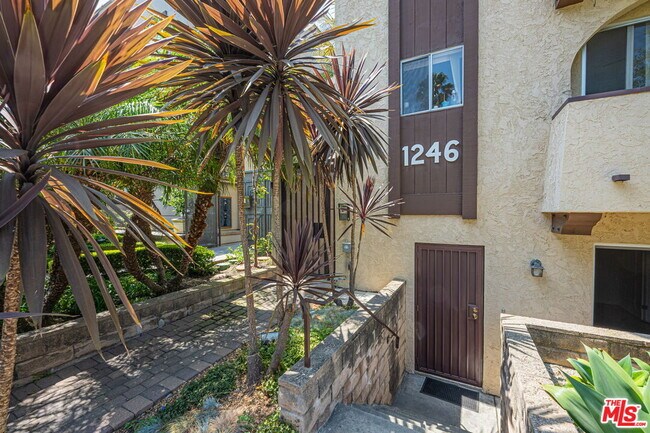 Building Photo - 1246 Euclid St