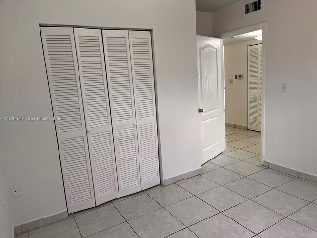 Building Photo - 181 NW 47th Ave