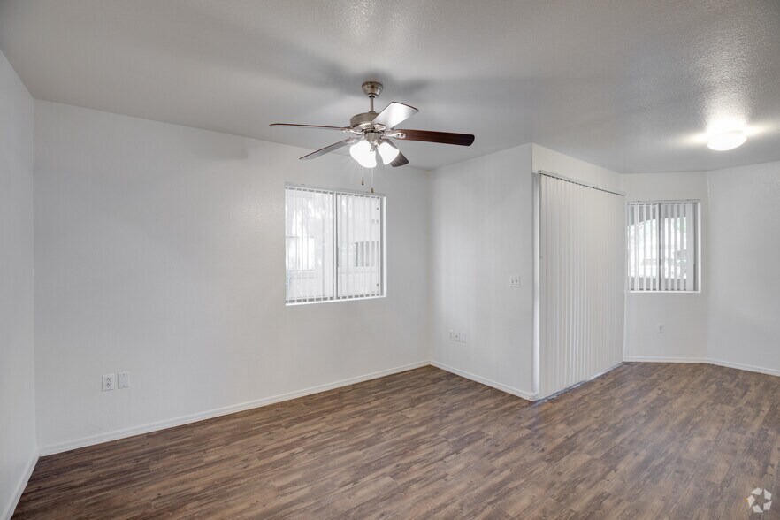 Sun Terrace Apartments 16802 N 31st St Phoenix AZ 85032 Apartment