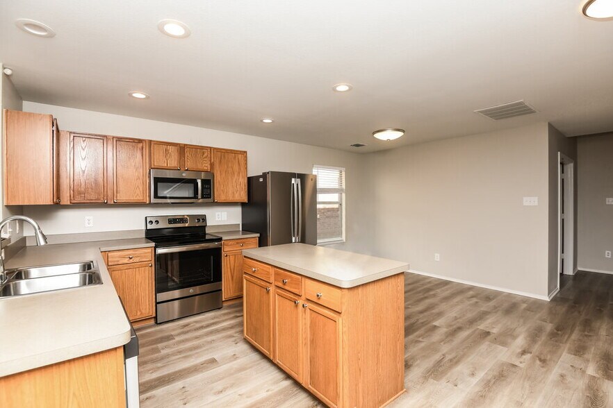 Building Photo - 4328 Silverwood Trail
