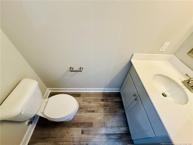 Building Photo - 8109 King Rd