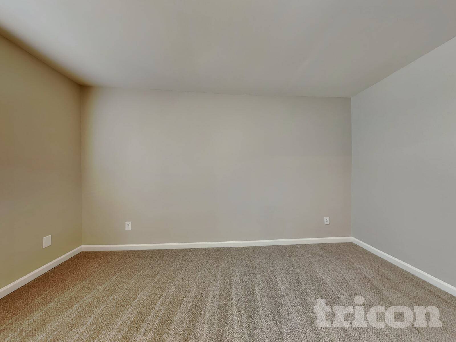 Building Photo - 1533 Country Wood Dr