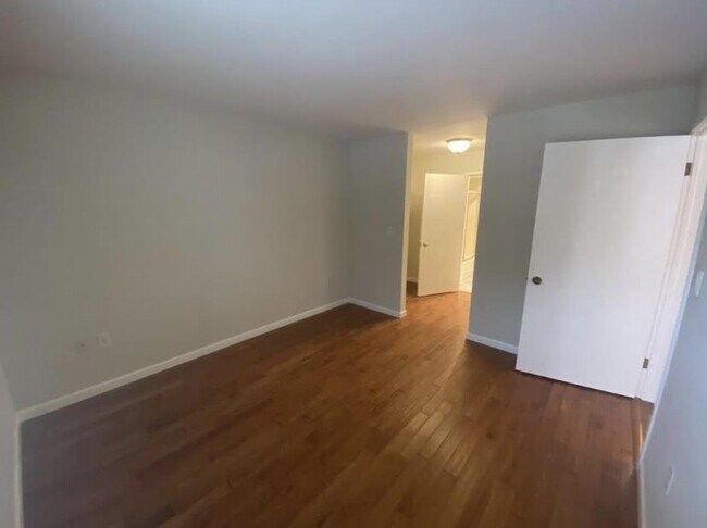 Building Photo - 2250 24th St