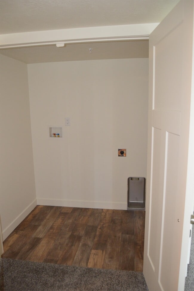Building Photo - 531 S 850 E