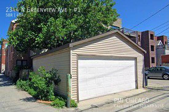 Building Photo - HUGE 5 bed/ 4 full bath LINCOLN PARK Duple...