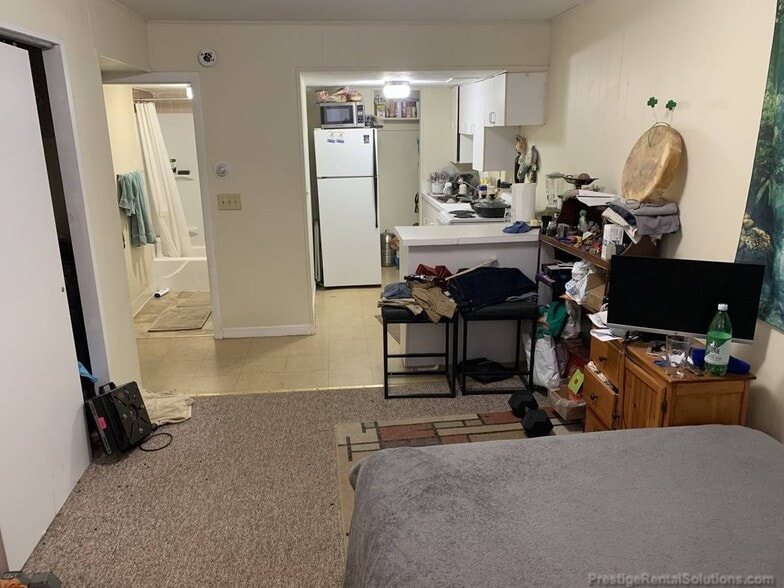 Building Photo - 1116 Commonwealth Ave