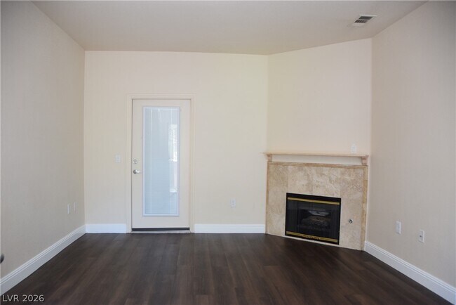 Building Photo - 5250 S Rainbow Blvd