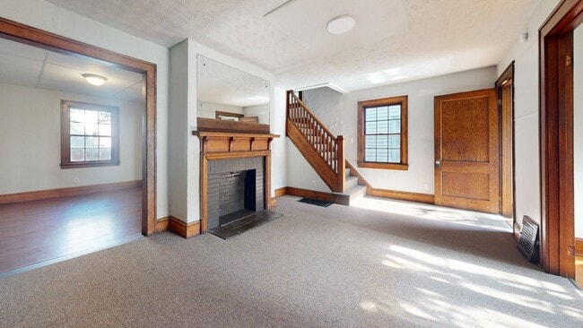 Primary Photo - Akron 3 Bedroom Single Family Home