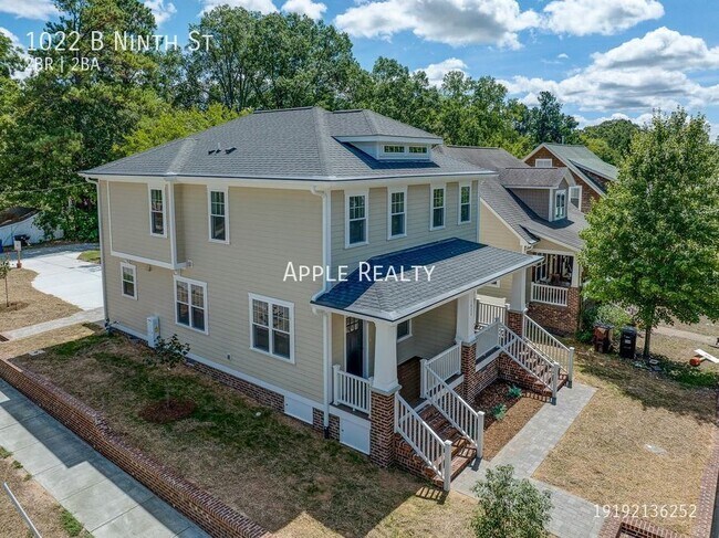 Building Photo - 1022 B Ninth St-