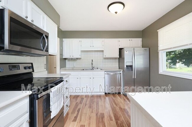 Building Photo - 4012 79th St