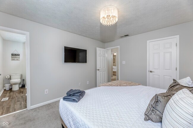 Building Photo - 7703 Janel Ct