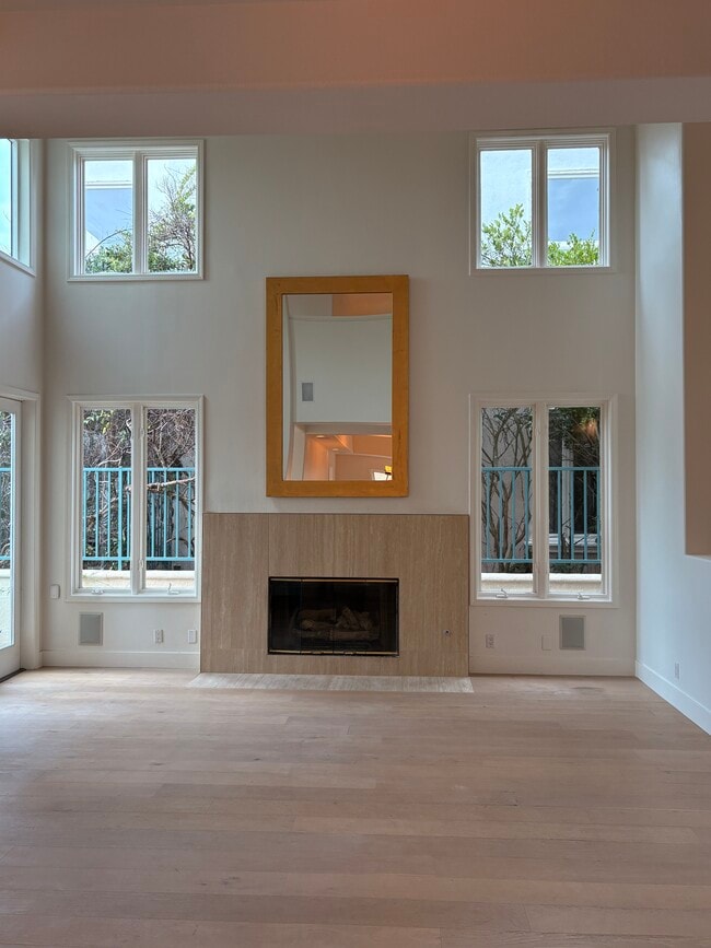 Building Photo - 16656 Cll Arbolada