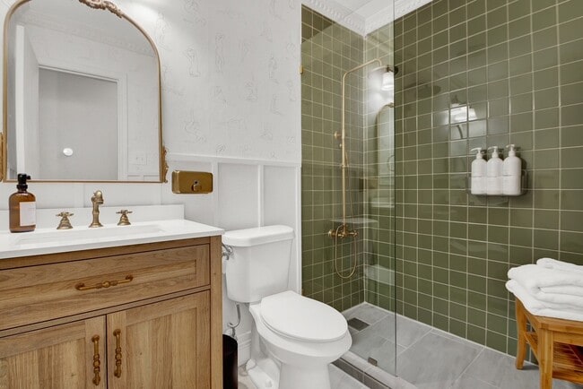 Building Photo - 11415 Hemington Dr