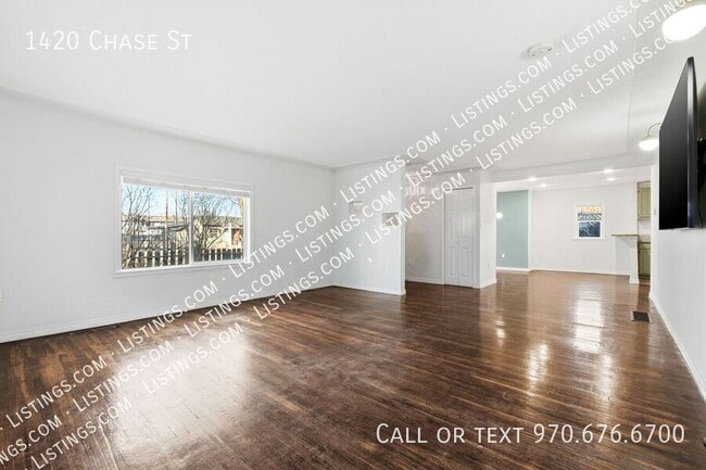 Building Photo - 1420 Chase St