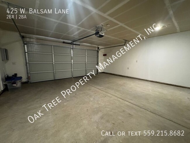 Building Photo - 425 W Balsam Ln