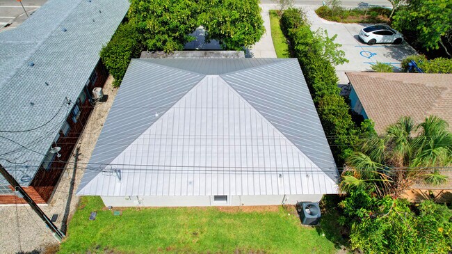 Building Photo - 1425 N Federal Hwy