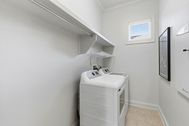 Building Photo - 1306 Jewell Ave