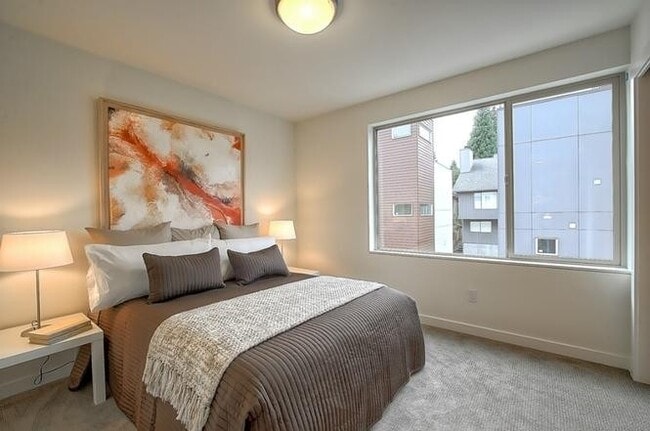 Building Photo - 2311A 48th Ave SW