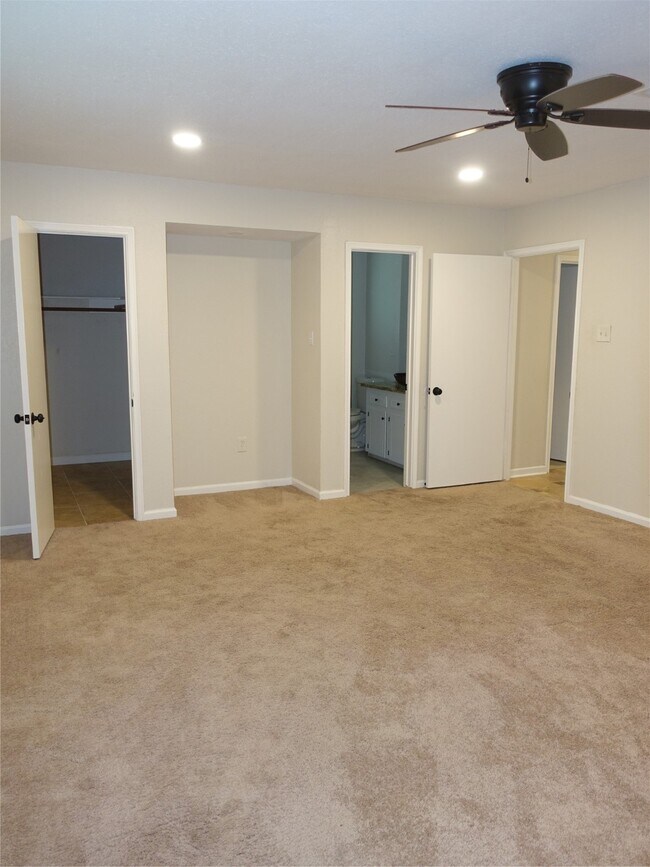 Building Photo - 1038 Cottage Oak Ln