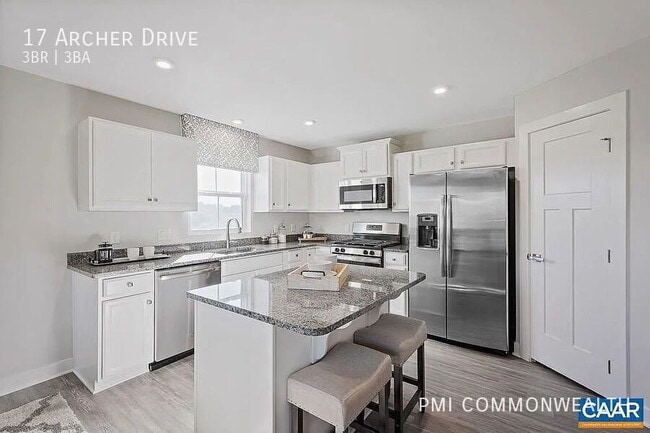 Building Photo - 17 Archer Dr