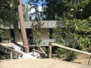 Building Photo - 101 Riverside Dr