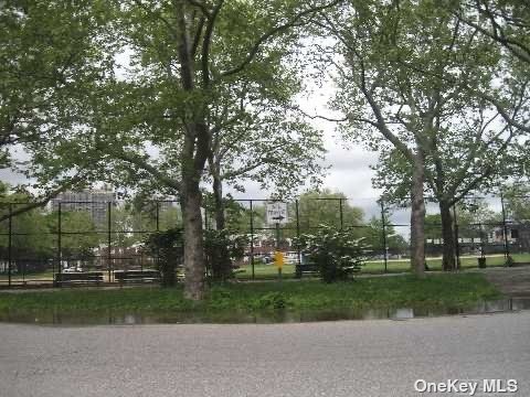 Building Photo - 260-1 74th Ave