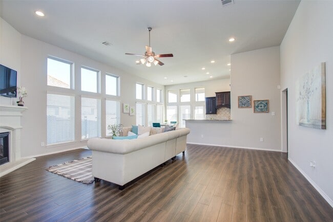 Building Photo - 13520 Mason Canyon Ln