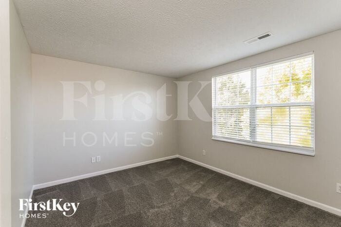 Building Photo - 16325 Clarks Hill Way