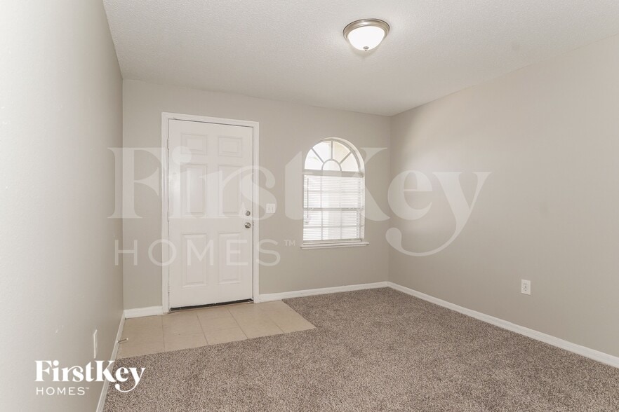 Building Photo - 3638 Queens Cove Blvd