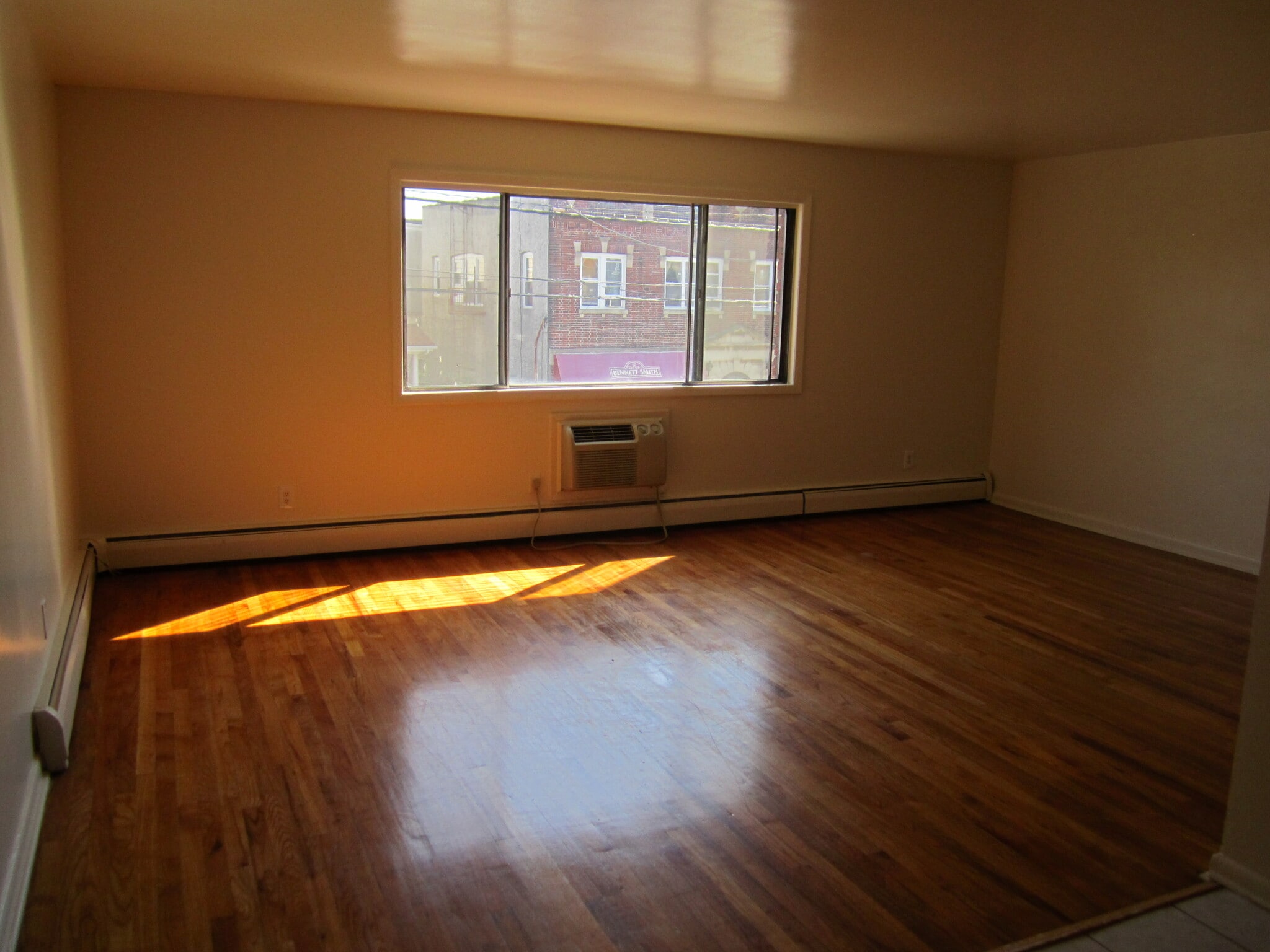 Building Photo - 171 Palisade Ave