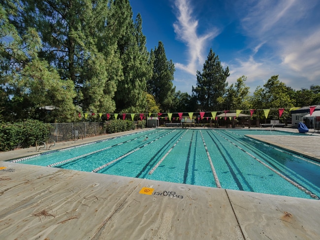 Building Photo - 1937 Gauguin Pl