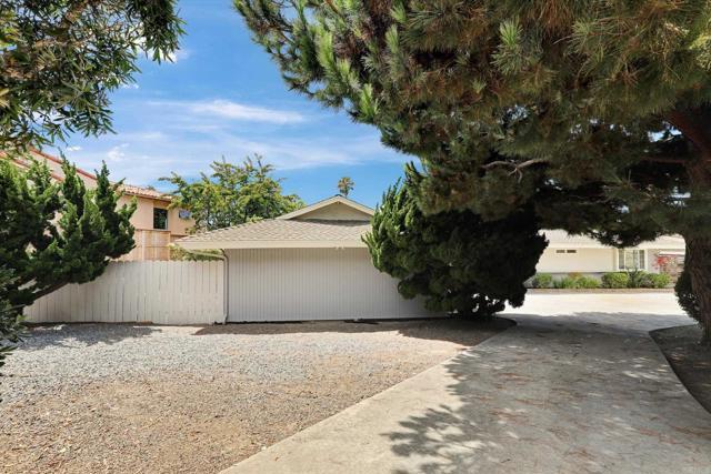 Building Photo - 1304 Muirlands Vista Way