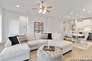 Building Photo - 149 Red Oak