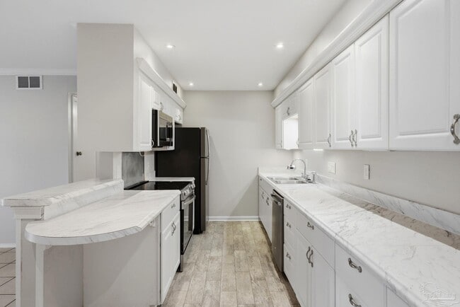 Building Photo - 2300 W Michigan Ave