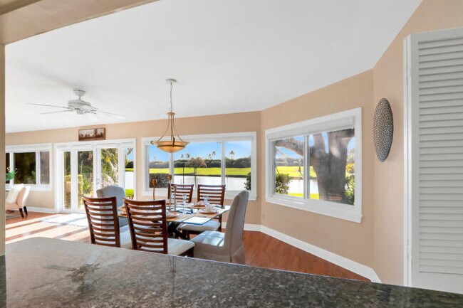 Building Photo - 434 French Royale Cir