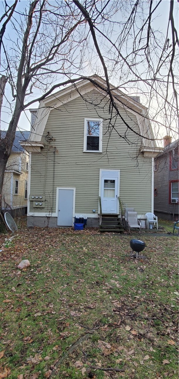 Building Photo - 44 Park Ave