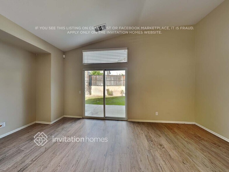 Building Photo - 1425 Cottonwood St