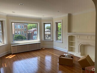 Building Photo - 1744 E 84th Pl