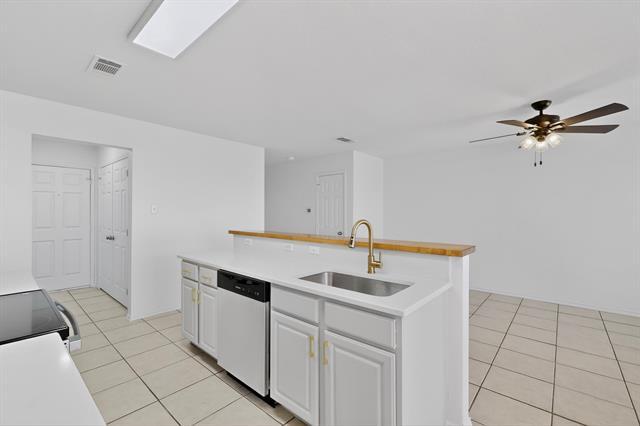 Building Photo - 4502 Alamosa St