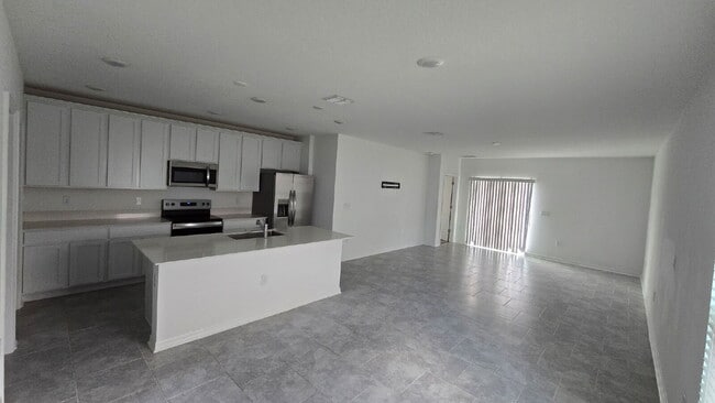 Building Photo - 3936 Willow Brk Dr