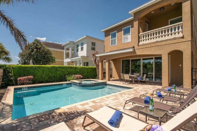 Building Photo - 909 Desert Mountain Ct