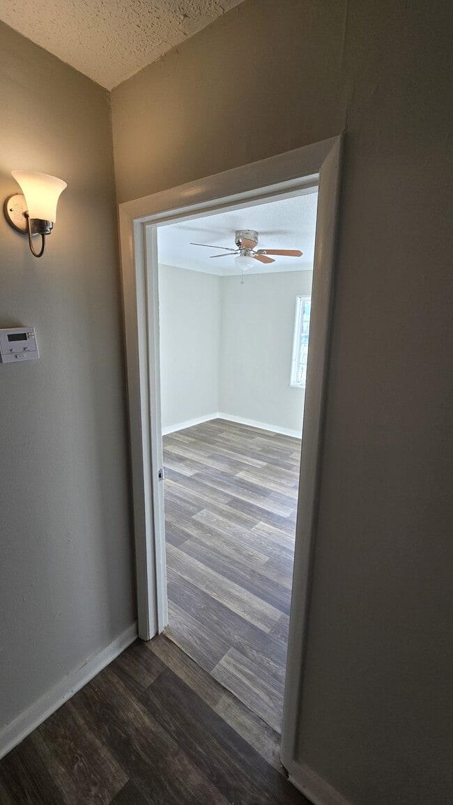 Building Photo - 512 Woodward Ave